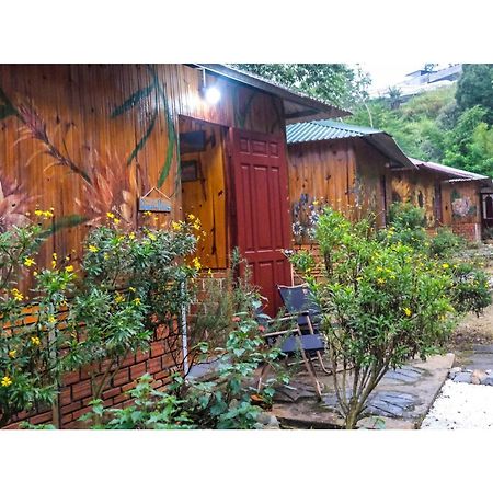 Nha Ben Ho - Da Lat Homestay Buitenkant foto
